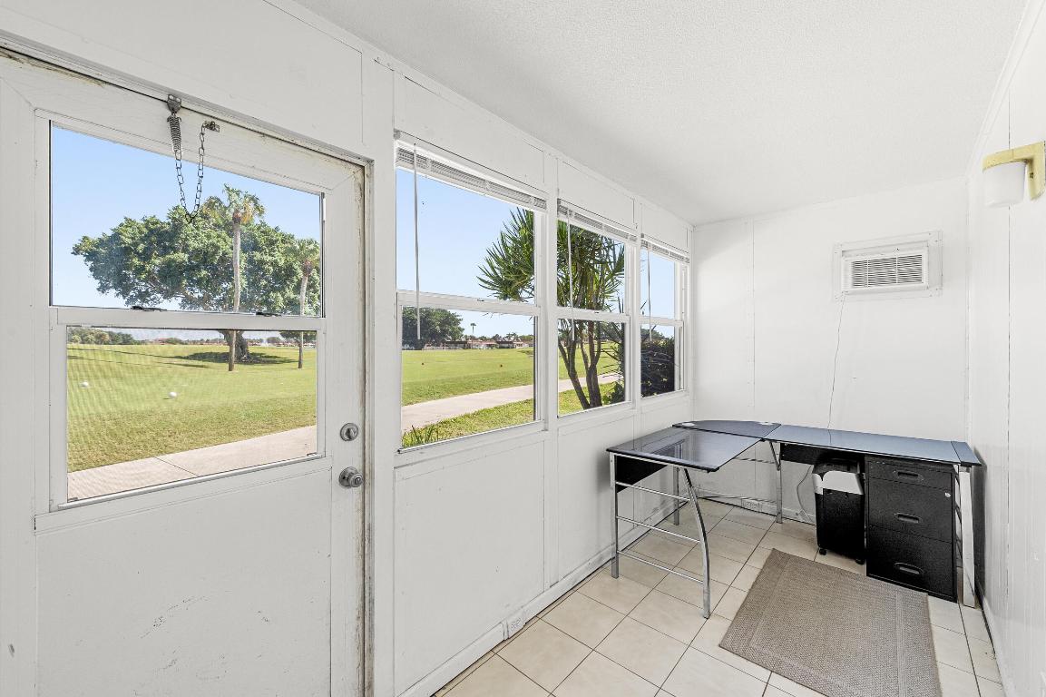 KINGS POINT - Residential