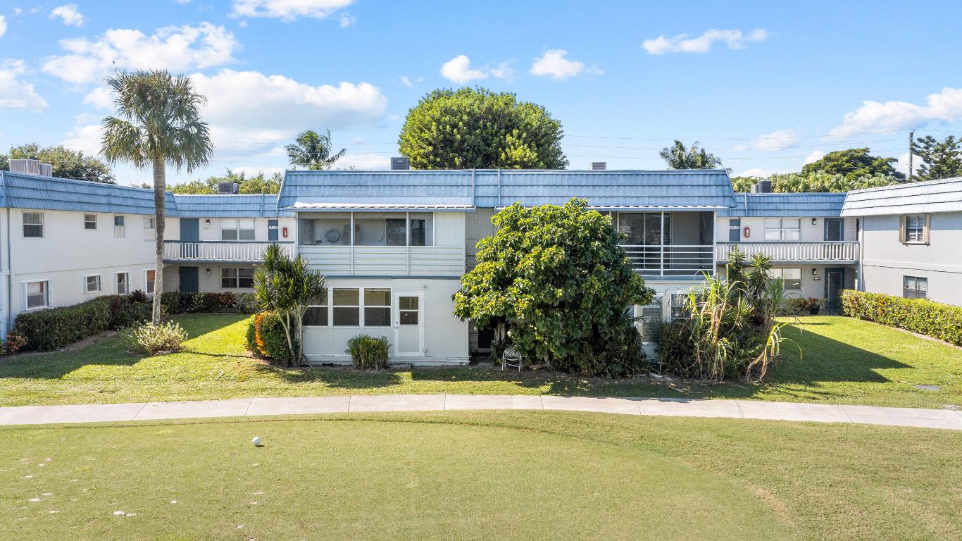 KINGS POINT - Residential