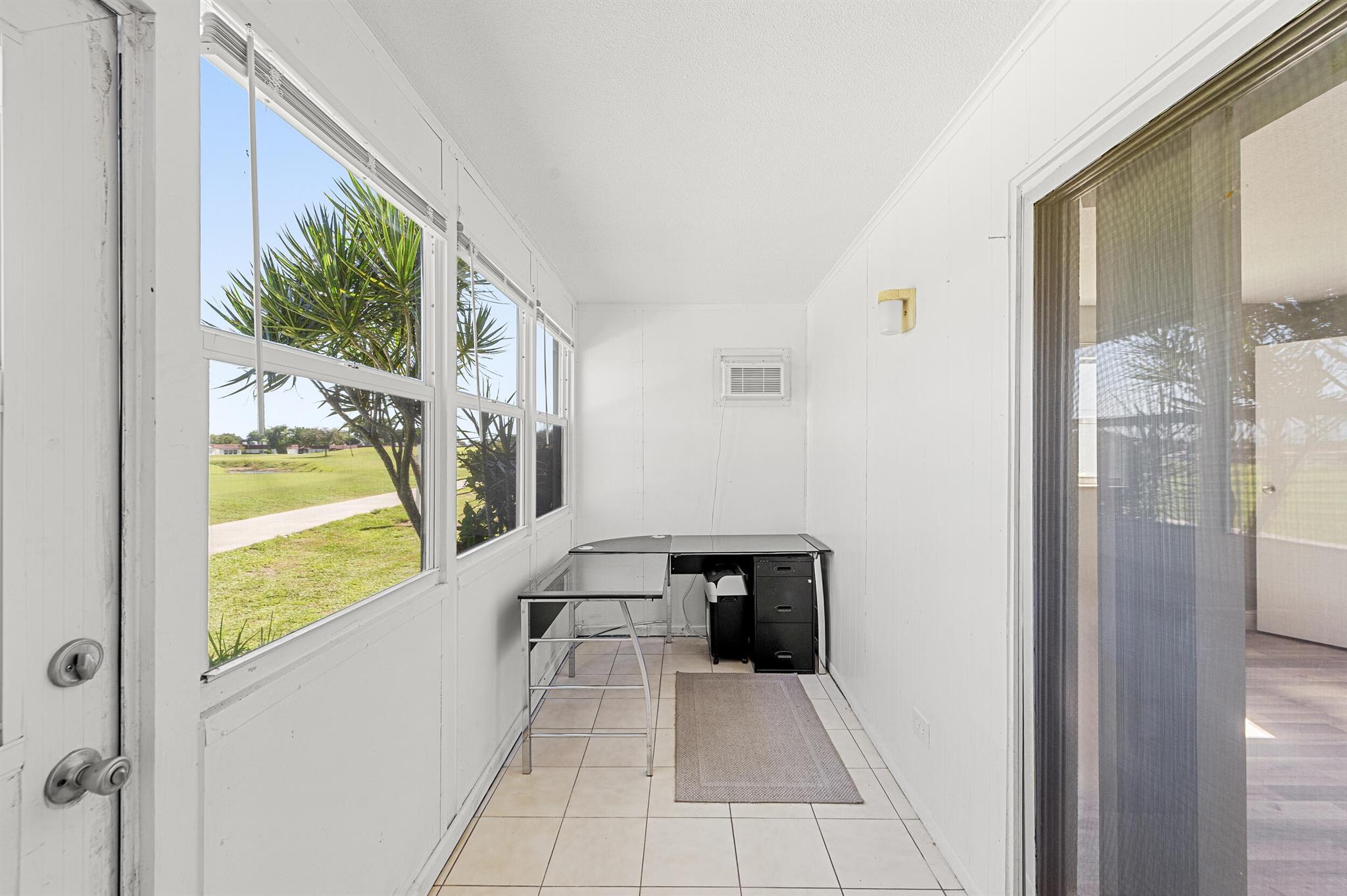 KINGS POINT - Residential