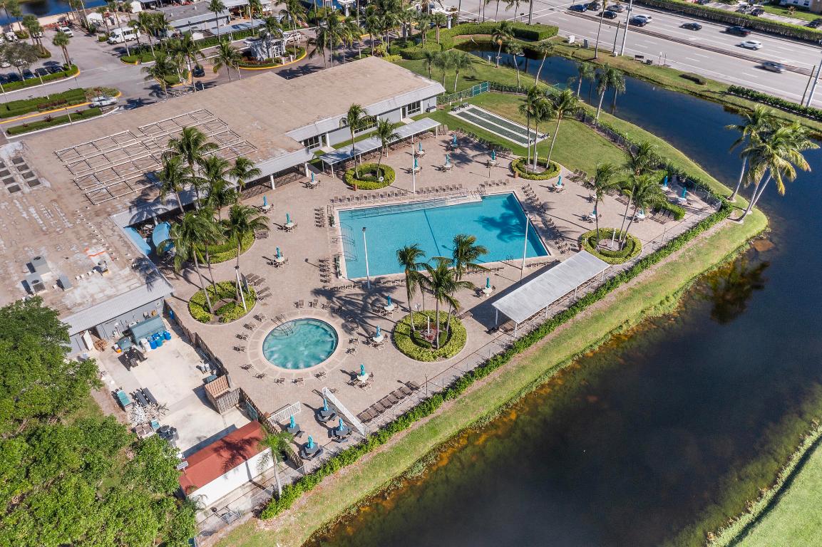 KINGS POINT - Residential