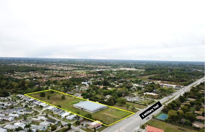 MIDLAND COMMONS - Land