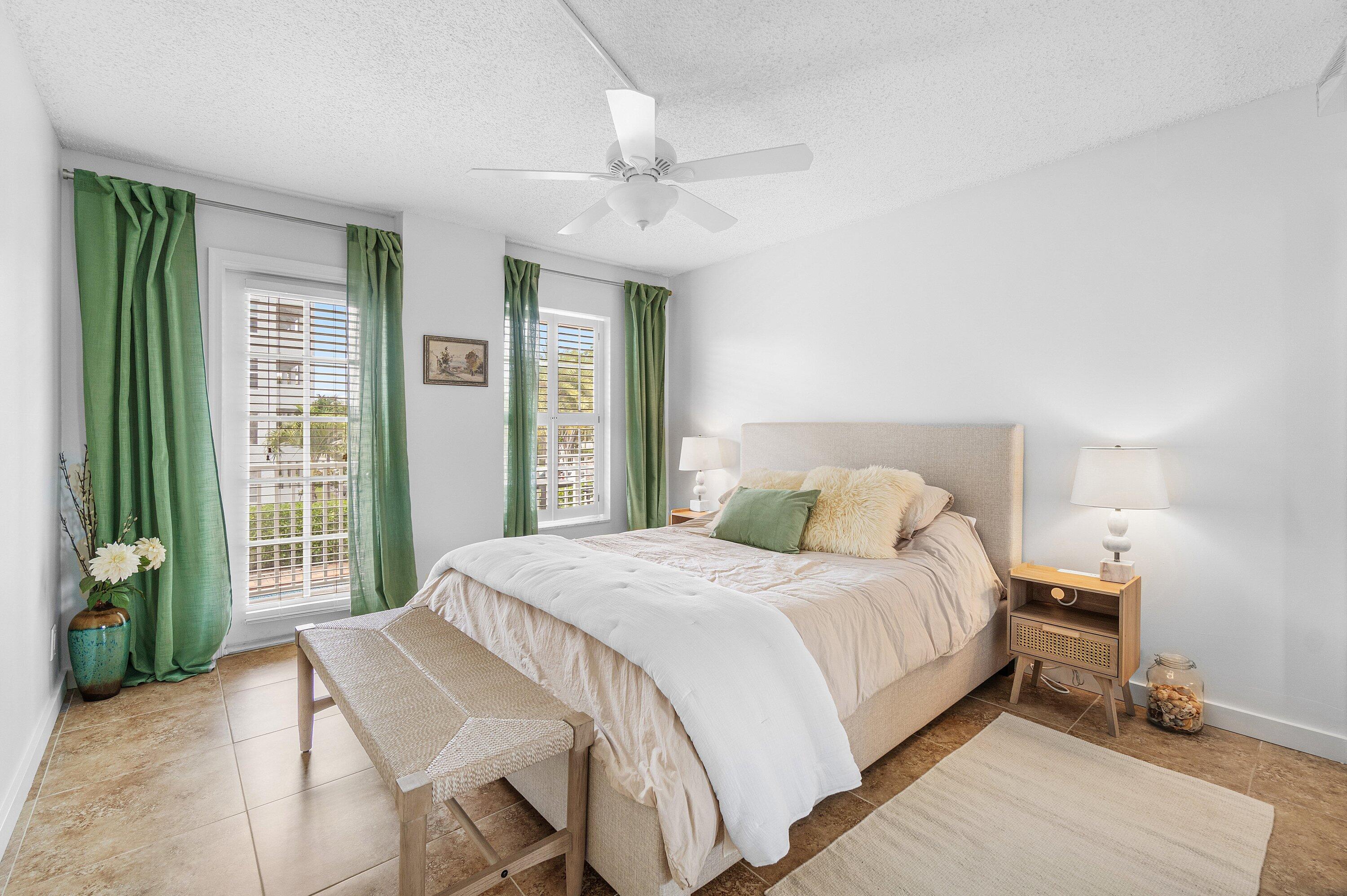 TIERRA DEL MAR CONDO - Residential