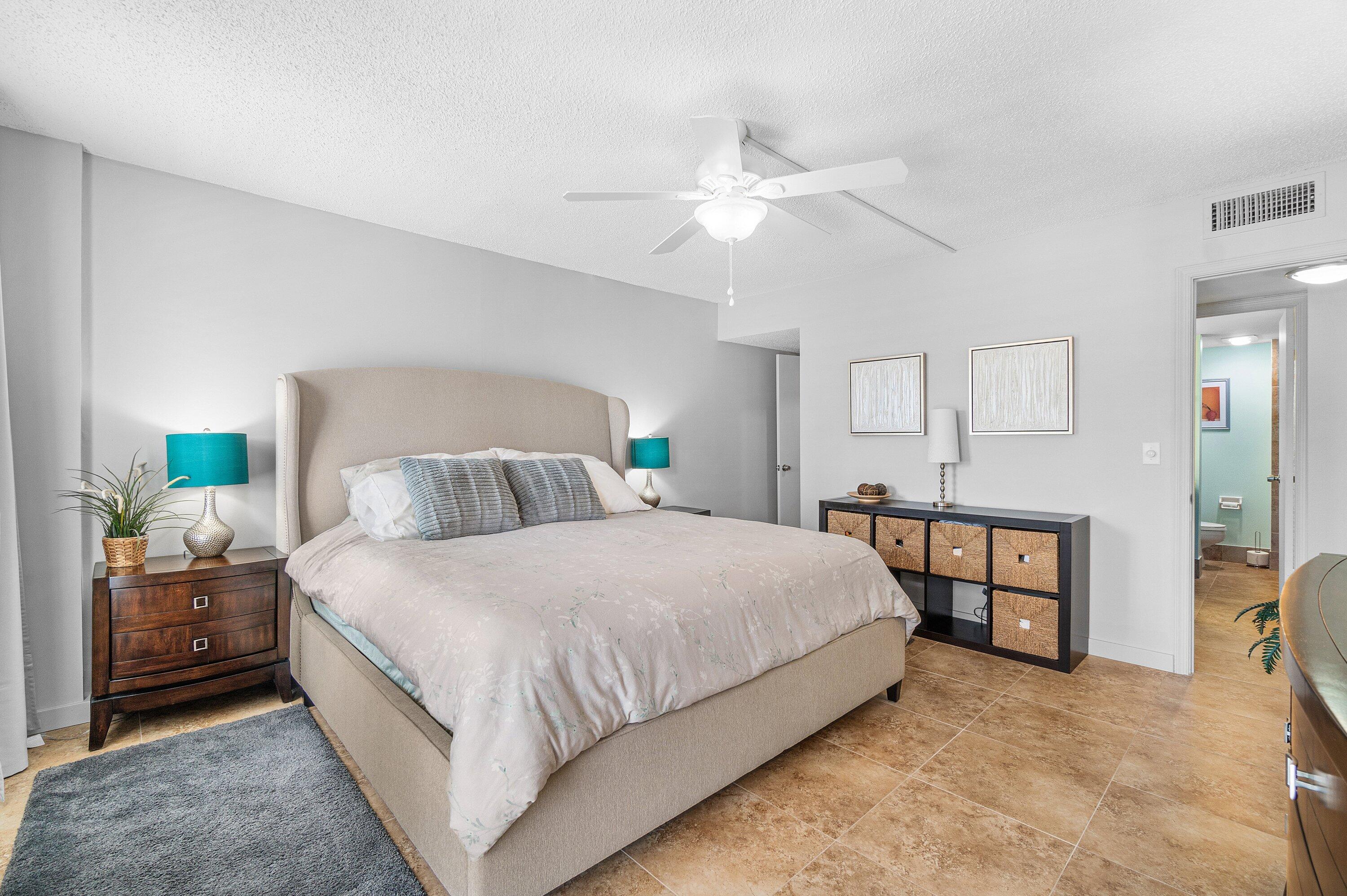 TIERRA DEL MAR CONDO - Residential