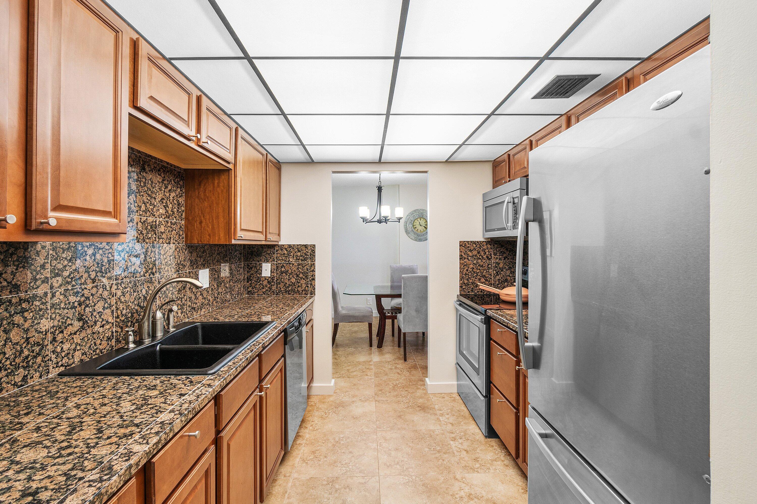 TIERRA DEL MAR CONDO - Residential