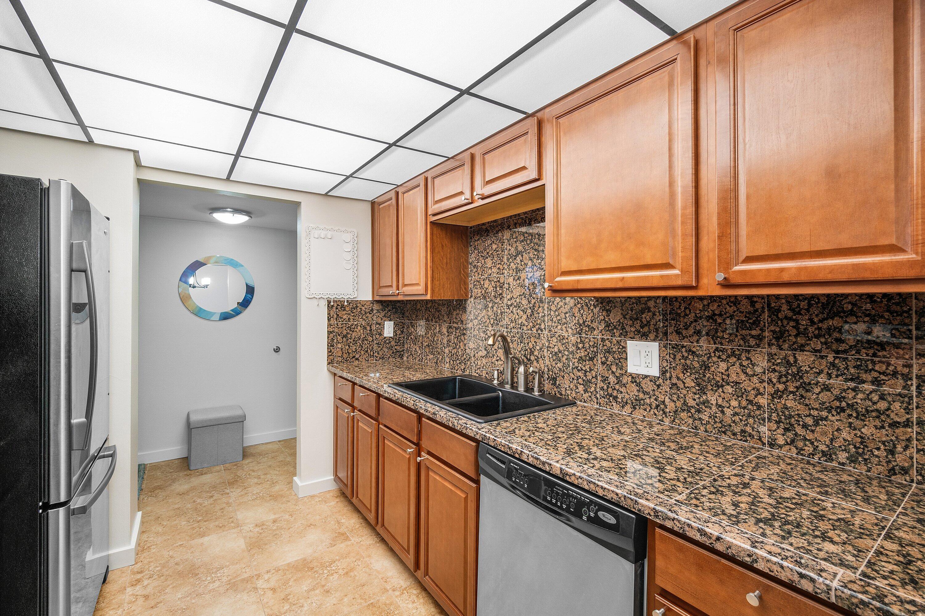 TIERRA DEL MAR CONDO - Residential