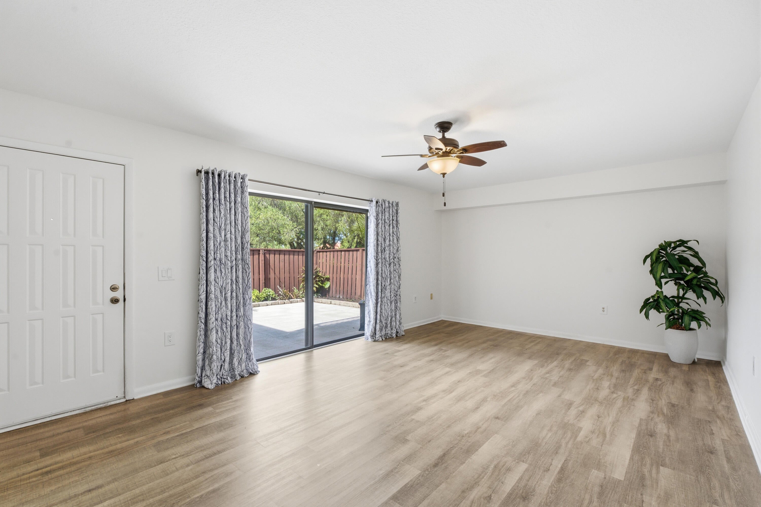 3733 SW Sunset Trace Circle