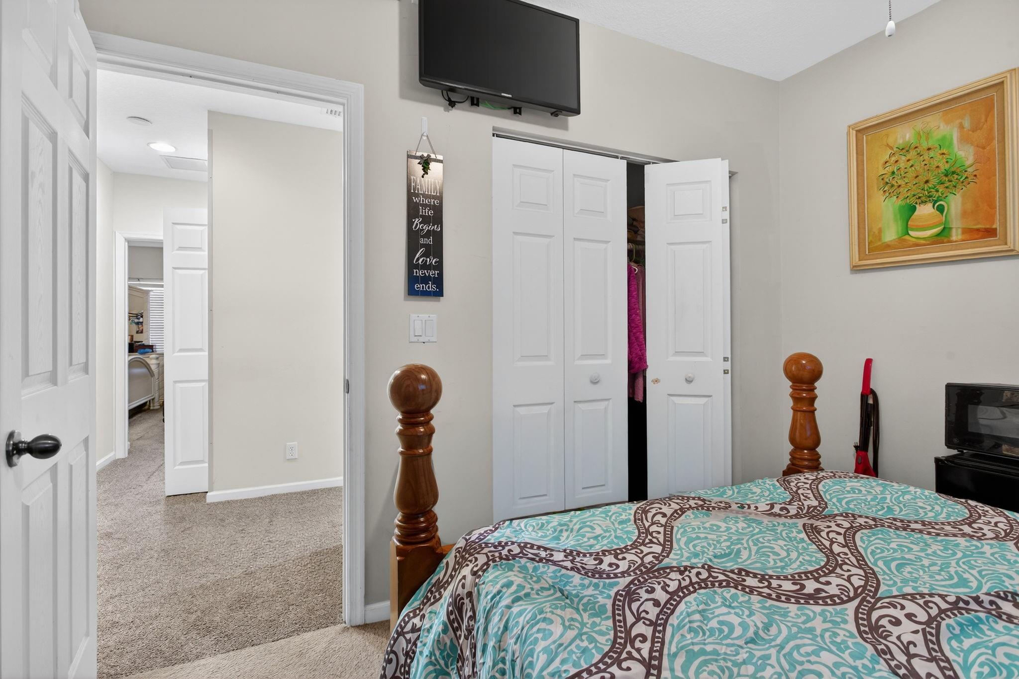 FORDS MANOR - Residential