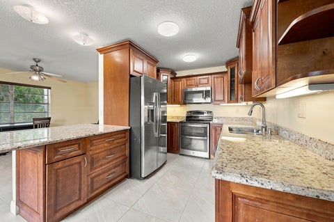 Tiny photo for 447 BURGUNDY J #J, Delray Beach, FL 33484 (MLS # B26088076)