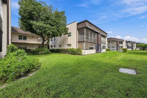 Tiny photo for 447 BURGUNDY J #J, Delray Beach, FL 33484 (MLS # B26088076)