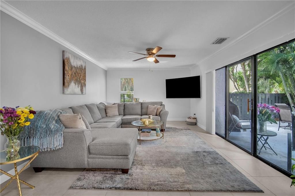 Photo of 3181 Cocoplum Cir Cir #3374, Coconut Creek, FL 33063 (MLS # F10342409)