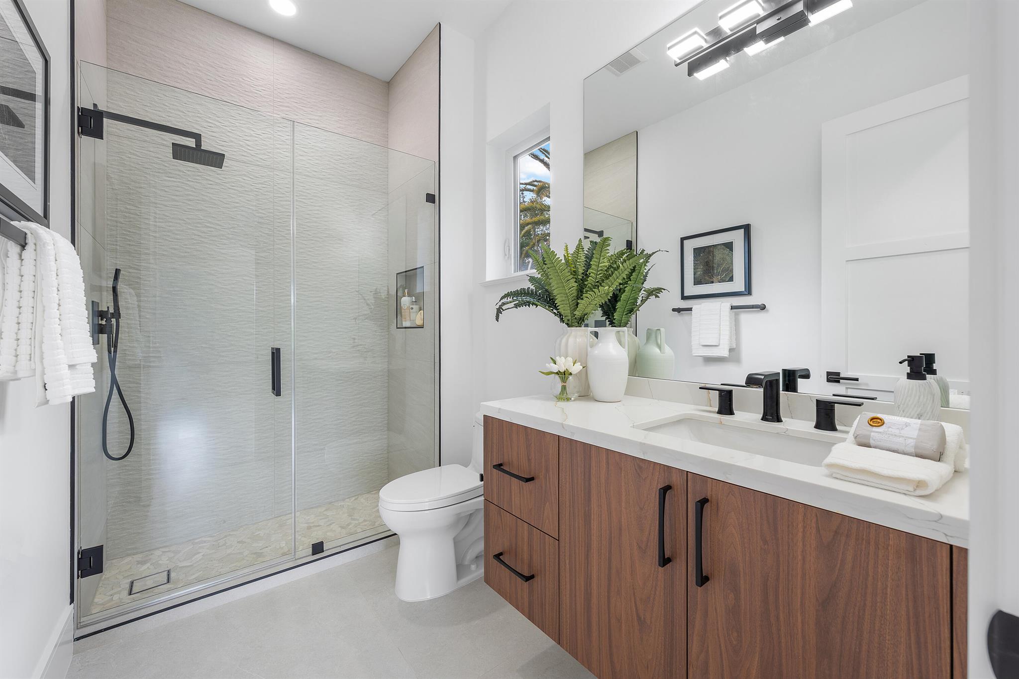 ATLANTIS - Residential