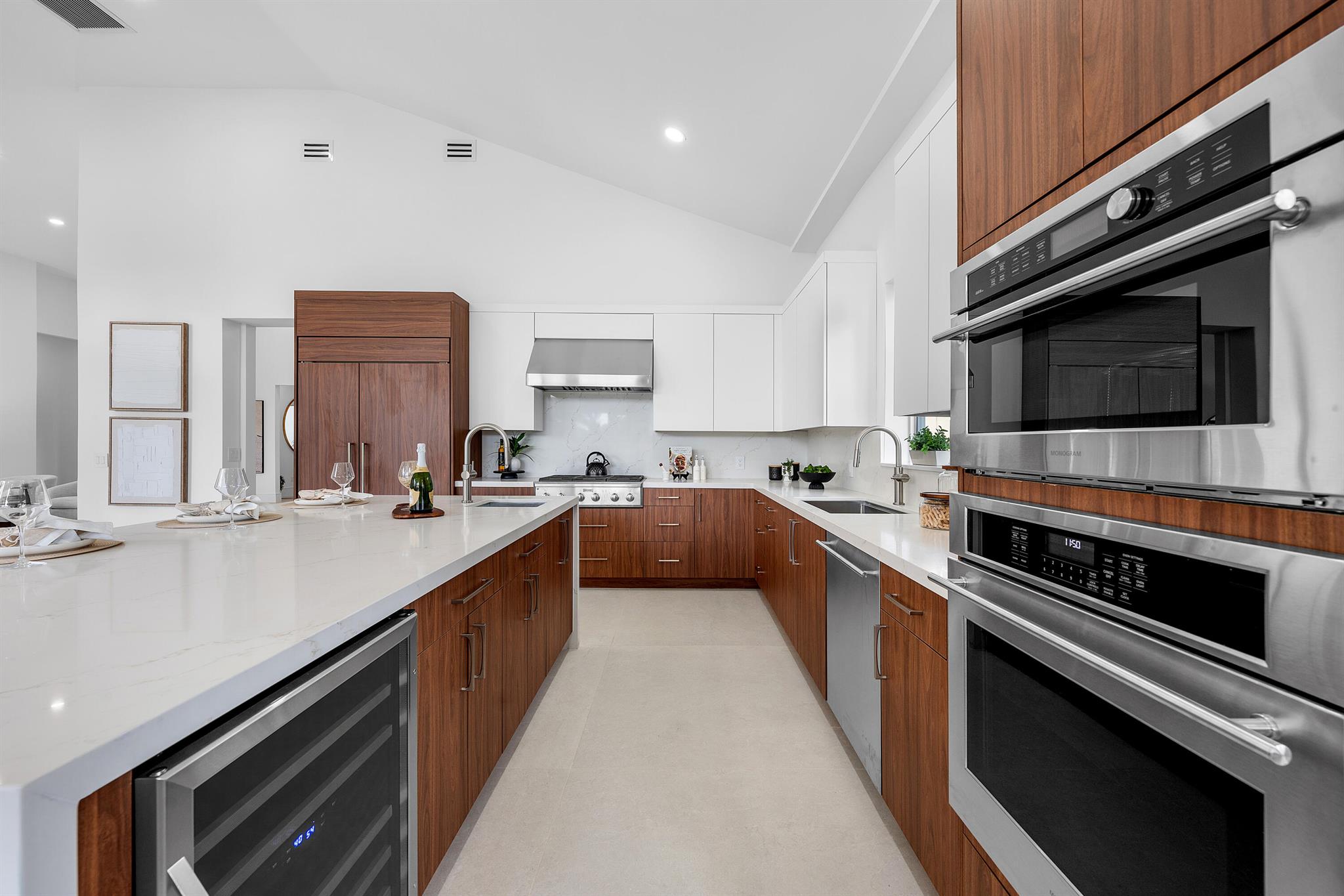 ATLANTIS - Residential