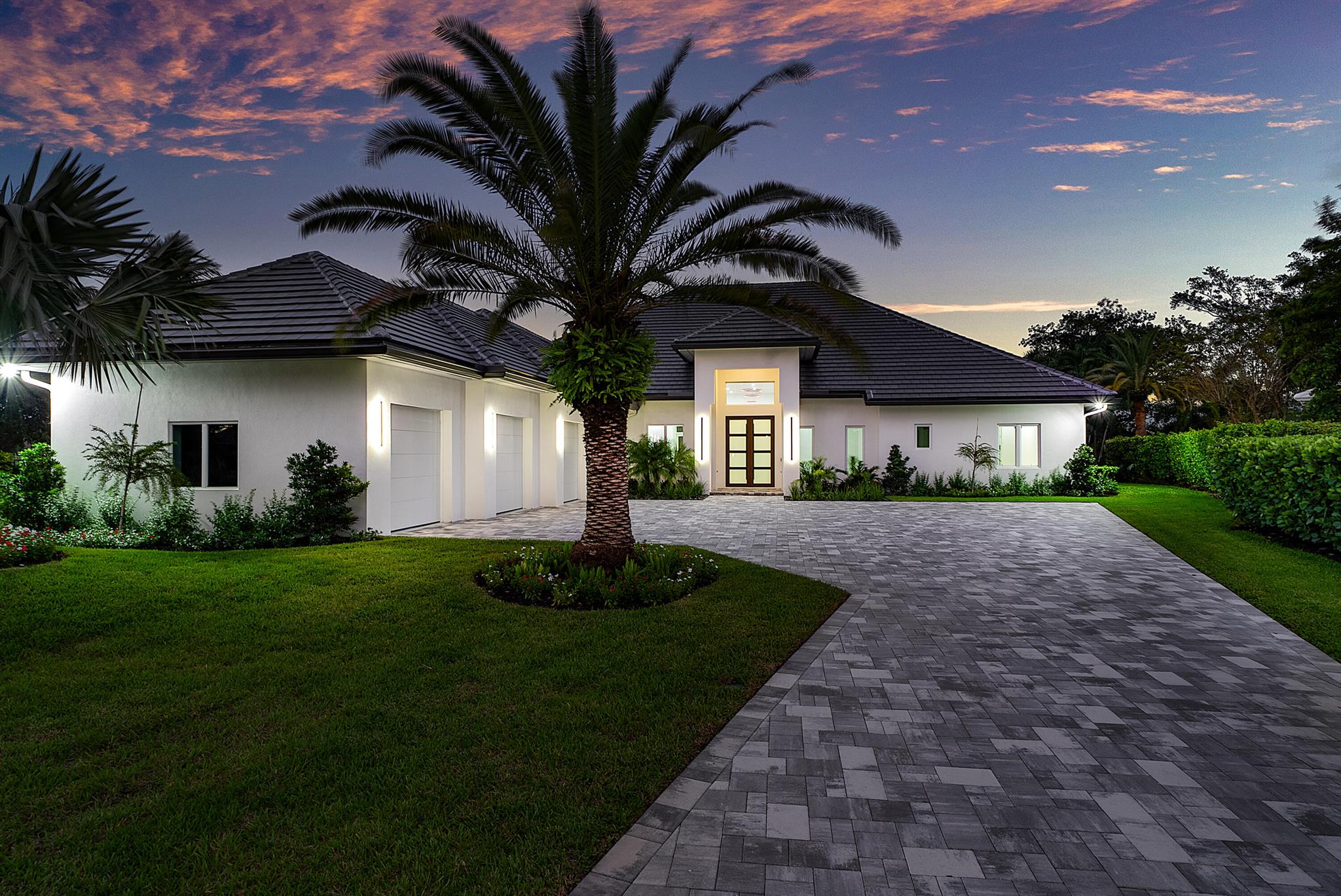 100 Glenbrook Court
