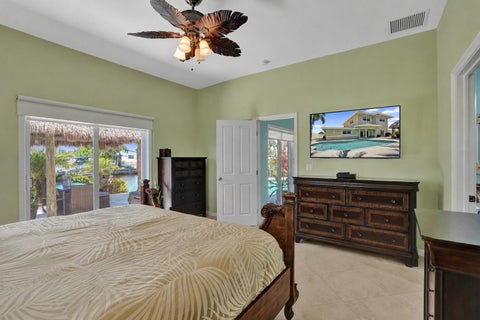 Tiny photo for 240 SE 3rd Court, Pompano Beach, FL 33060 (MLS # B26048304)