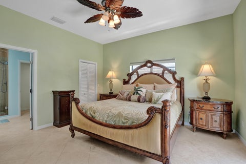Tiny photo for 240 SE 3rd Court, Pompano Beach, FL 33060 (MLS # B26048304)