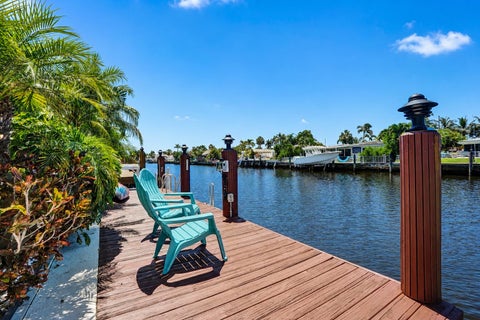 Tiny photo for 240 SE 3rd Court, Pompano Beach, FL 33060 (MLS # B26048304)