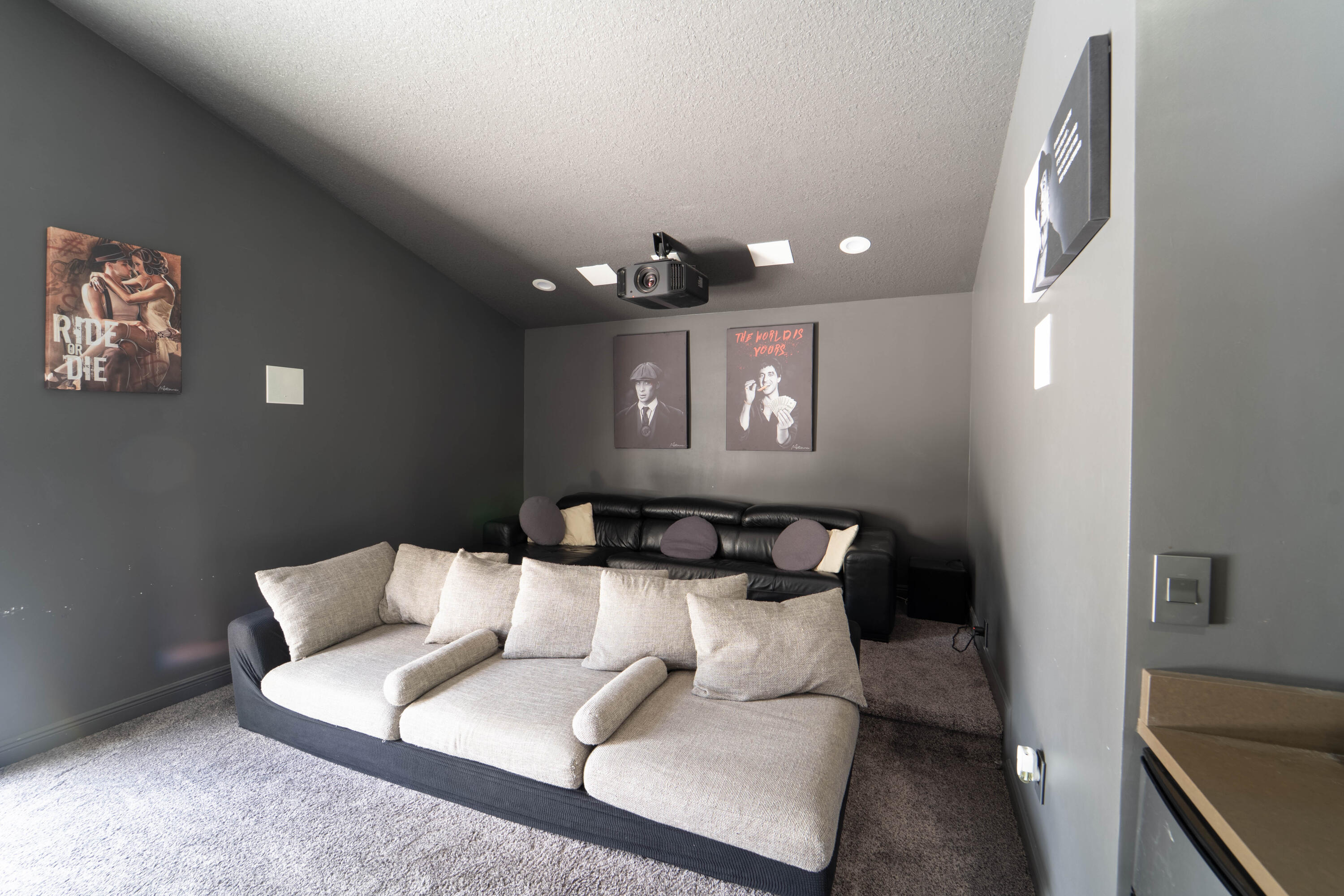 PINEWOOD OF WELLINGTON - Residential