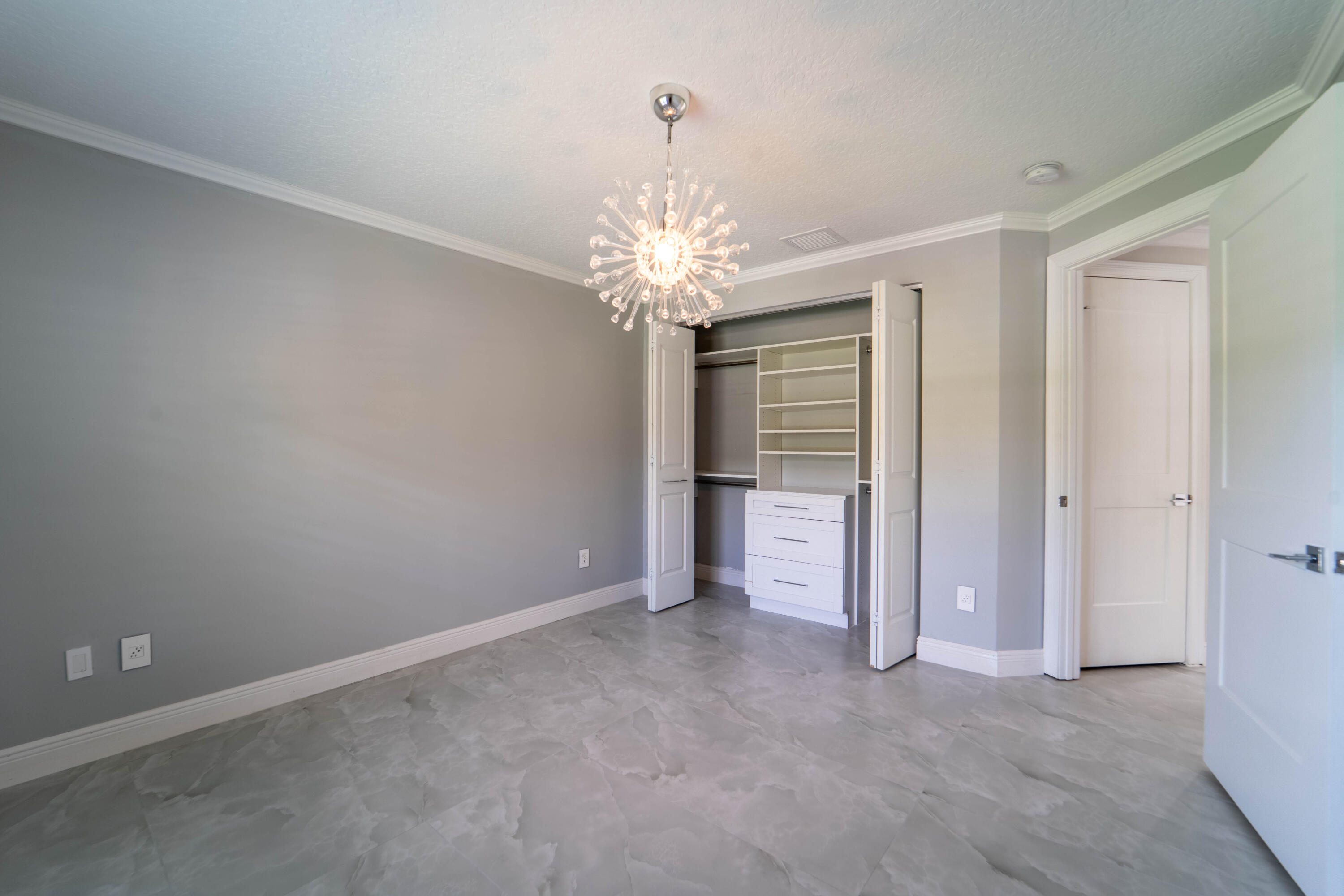PINEWOOD OF WELLINGTON - Residential