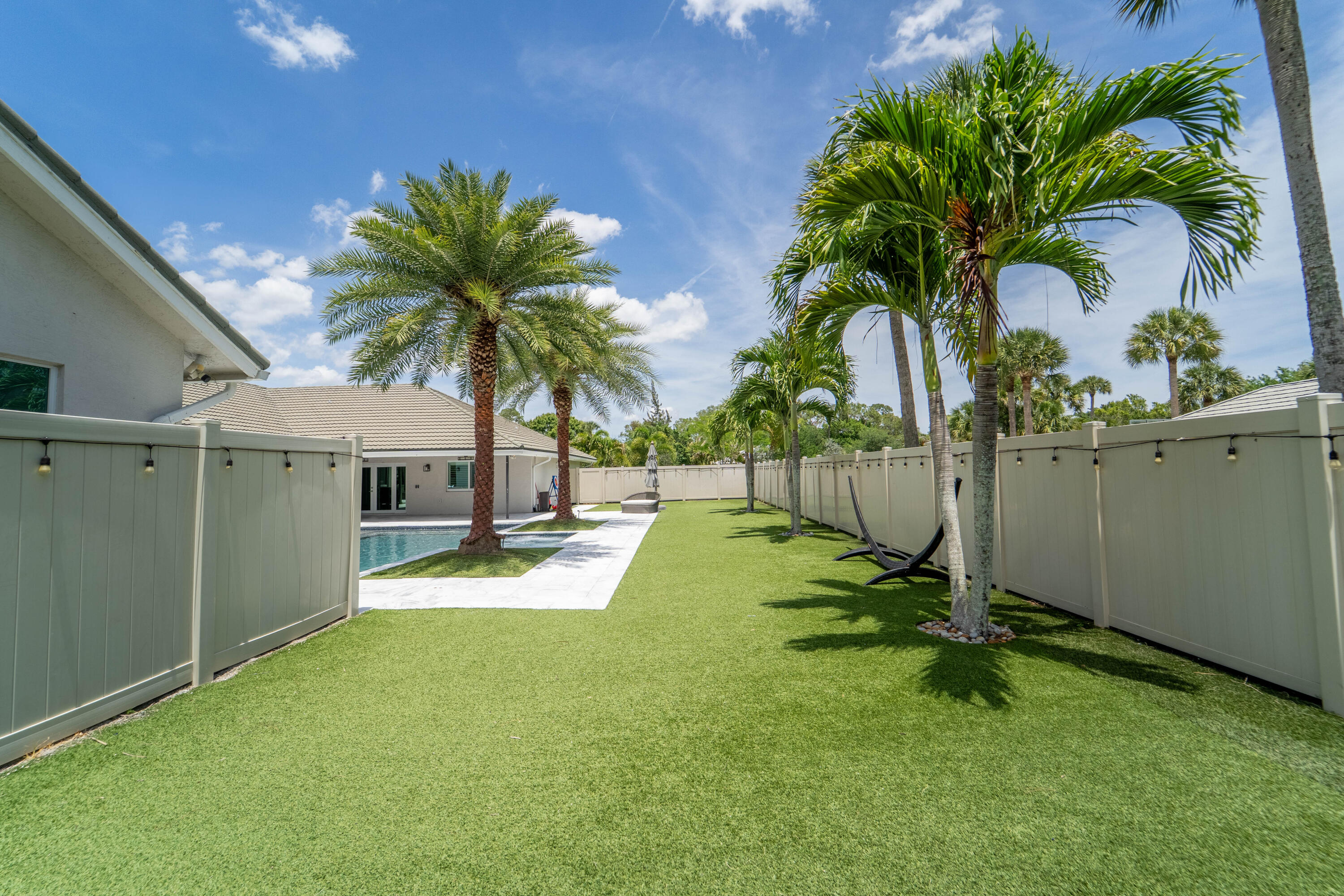 13796 Doubletree Trail