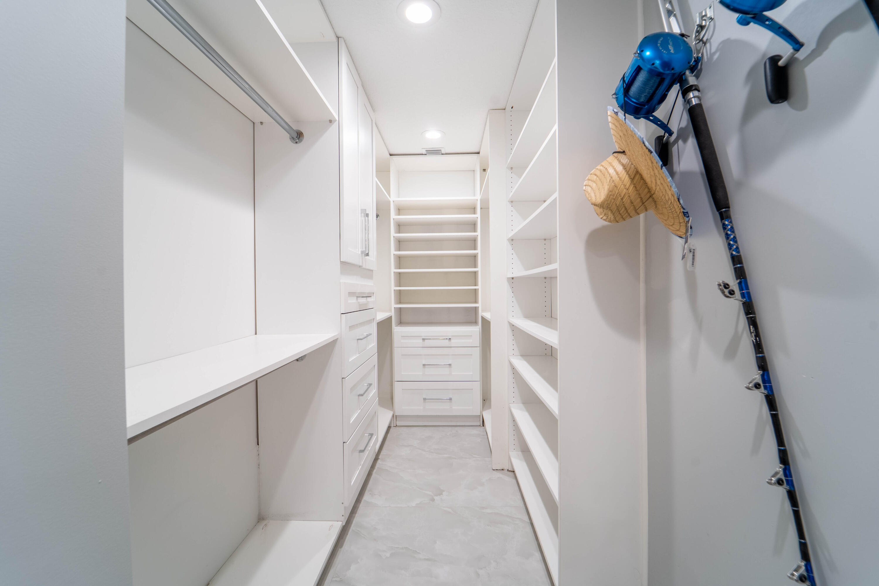 PINEWOOD OF WELLINGTON - Residential