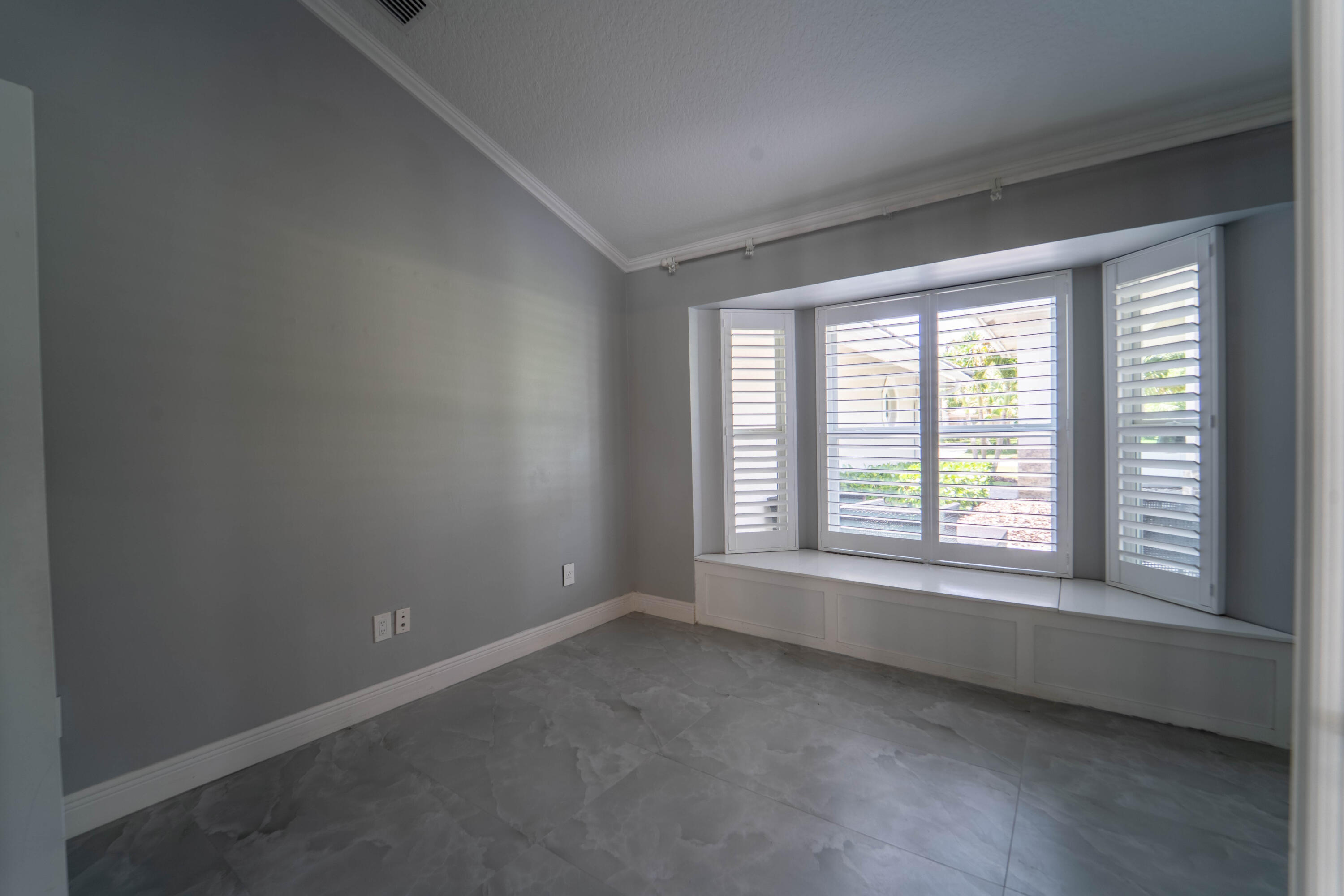 PINEWOOD OF WELLINGTON - Residential