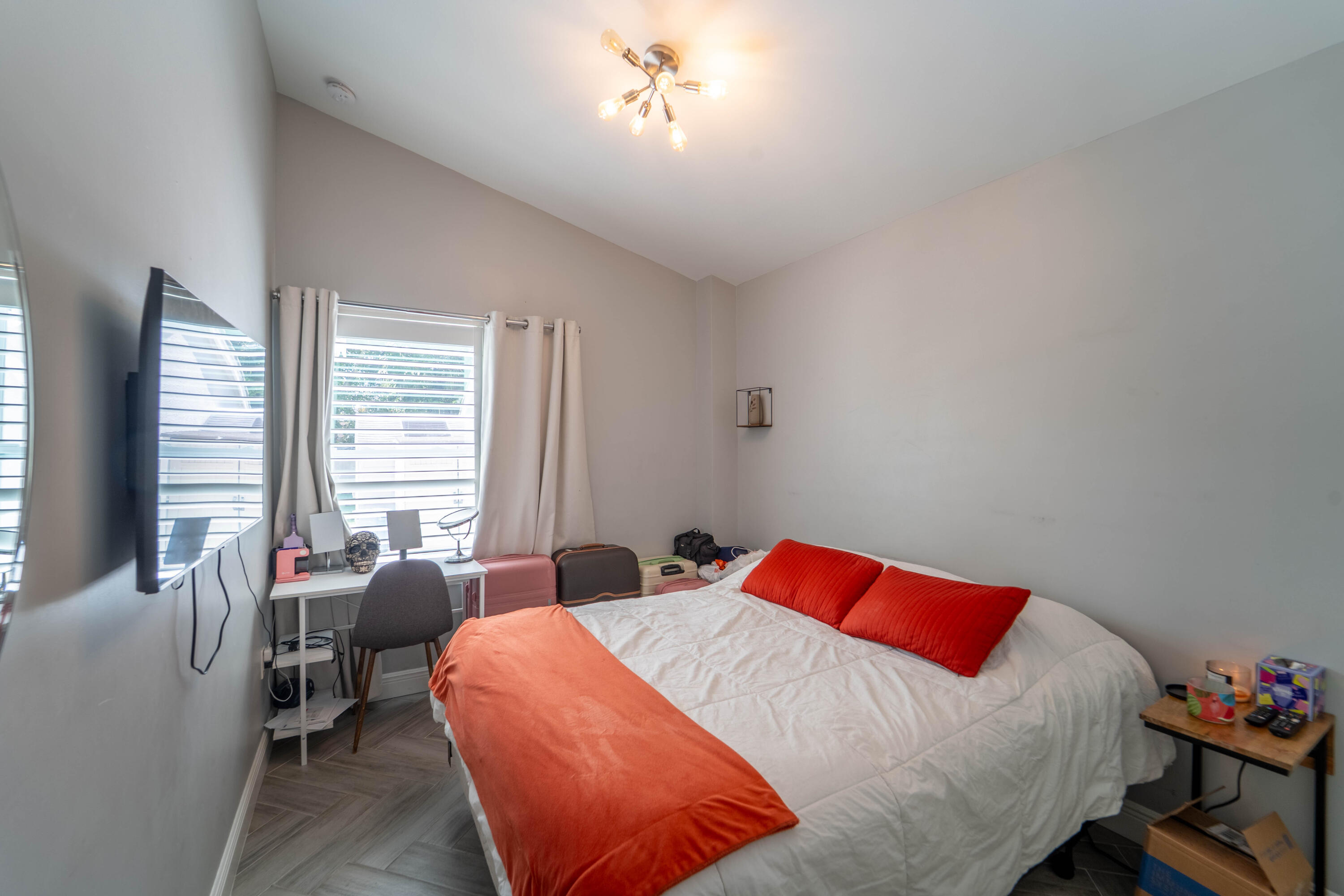 PINEWOOD OF WELLINGTON - Residential