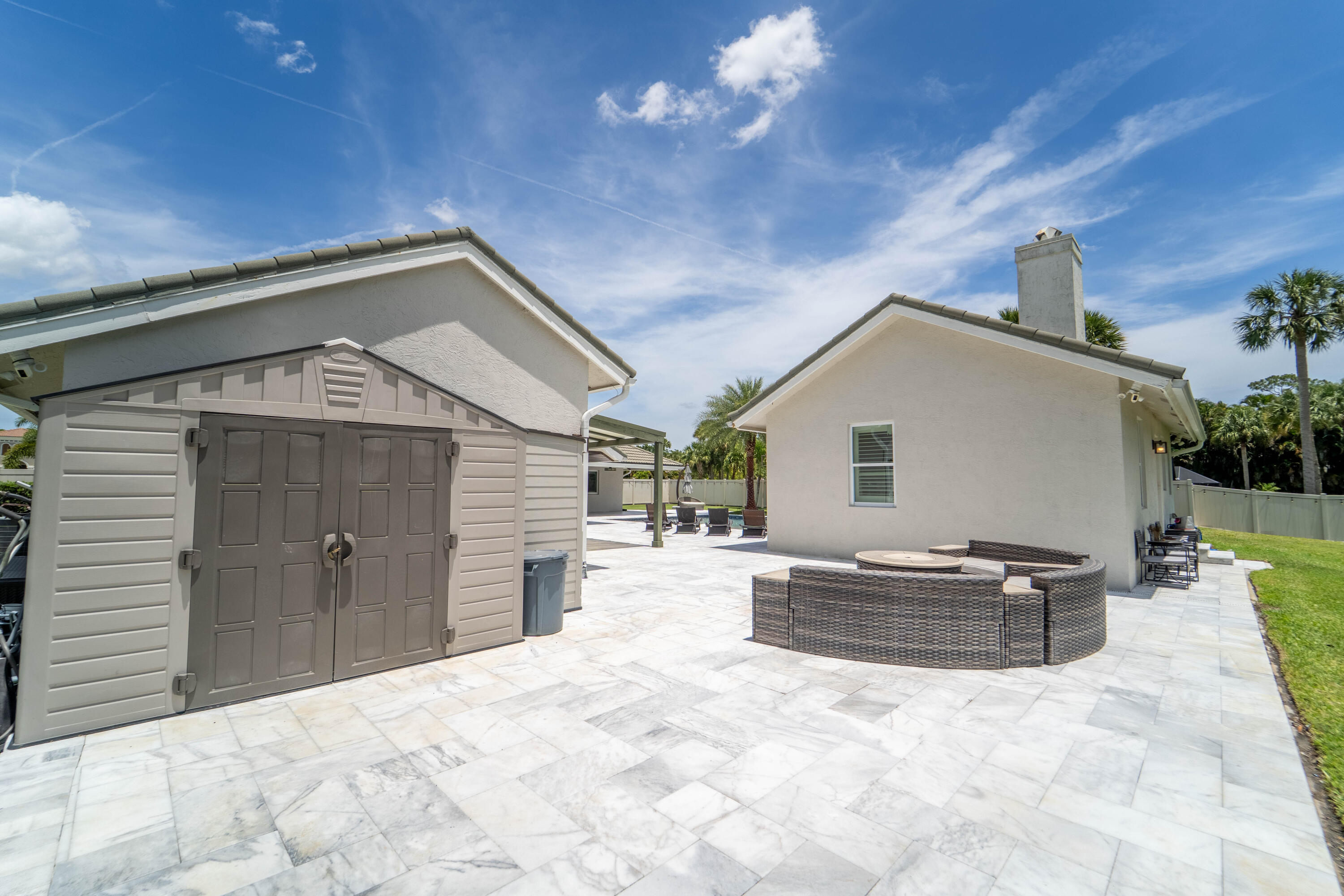 PINEWOOD OF WELLINGTON - Residential