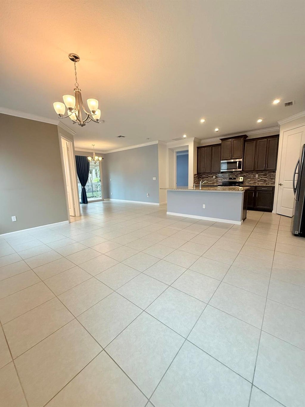 Photo of 6685 Pointe Of Woods Drive, West Palm Beach, FL 33413 (MLS # R11108781)