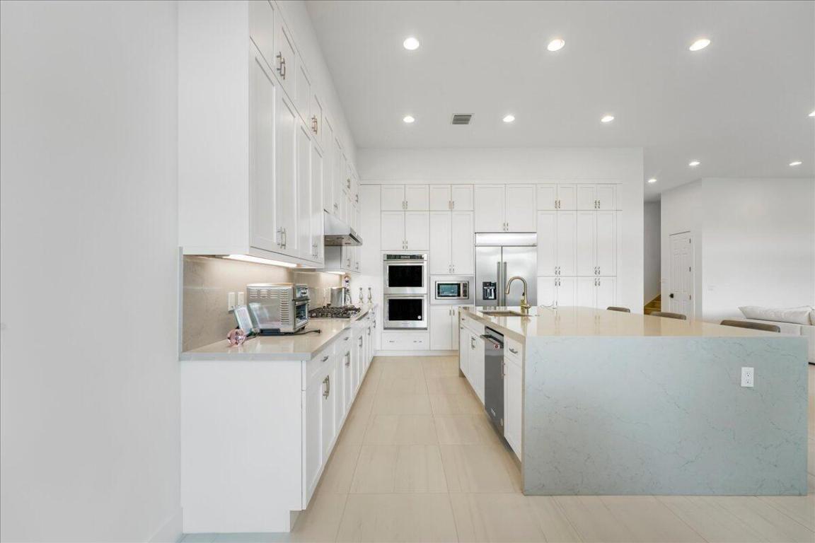 HYDER AGR PUD SOUTH PLAT ONE - Residential Lease