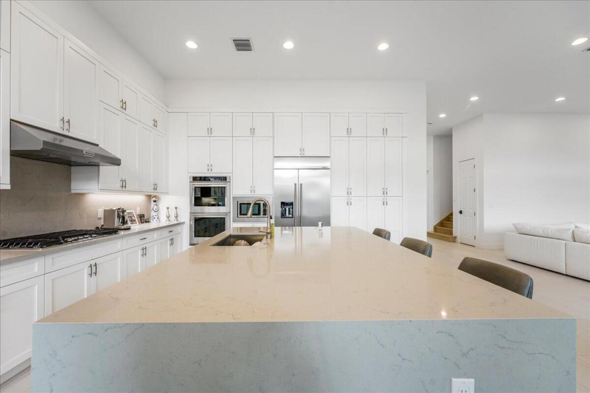 HYDER AGR PUD SOUTH PLAT ONE - Residential Lease