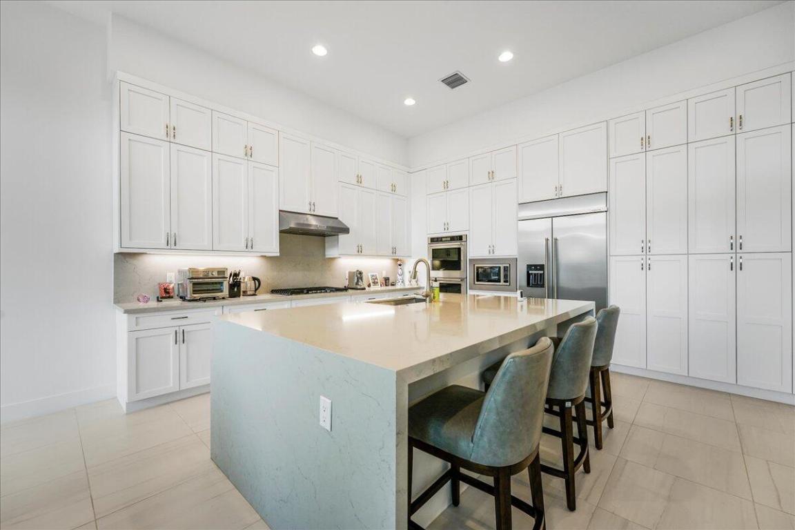 HYDER AGR PUD SOUTH PLAT ONE - Residential Lease