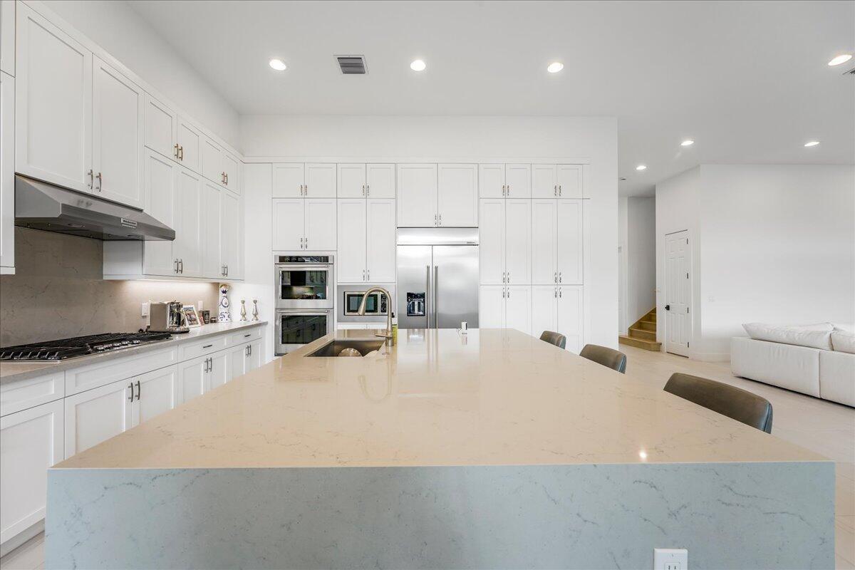 HYDER AGR PUD SOUTH PLAT - Residential Lease