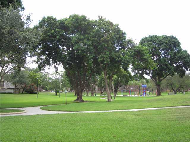 SANDALWOOD ESTATES - Residential Lease