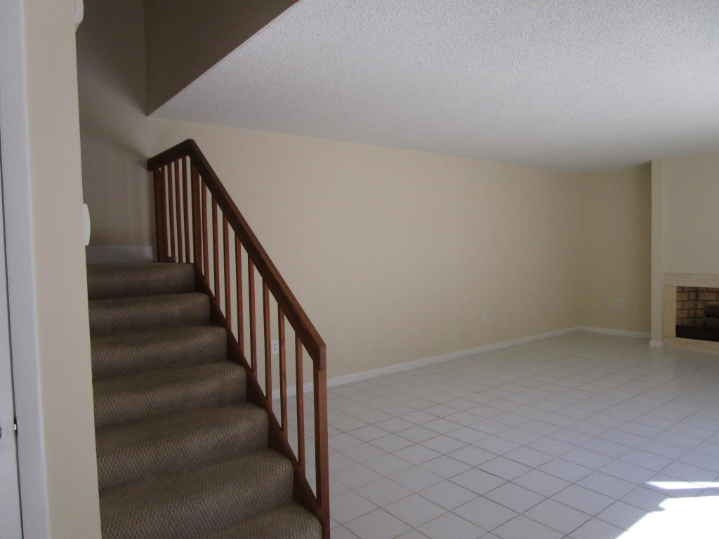 SANDALWOOD ESTATES - Residential Lease