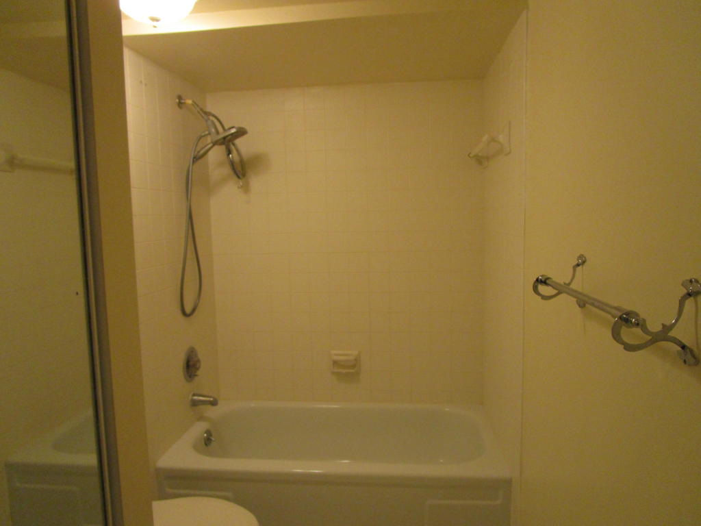 SANDALWOOD ESTATES - Residential Lease