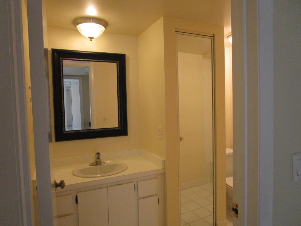 SANDALWOOD ESTATES - Residential Lease