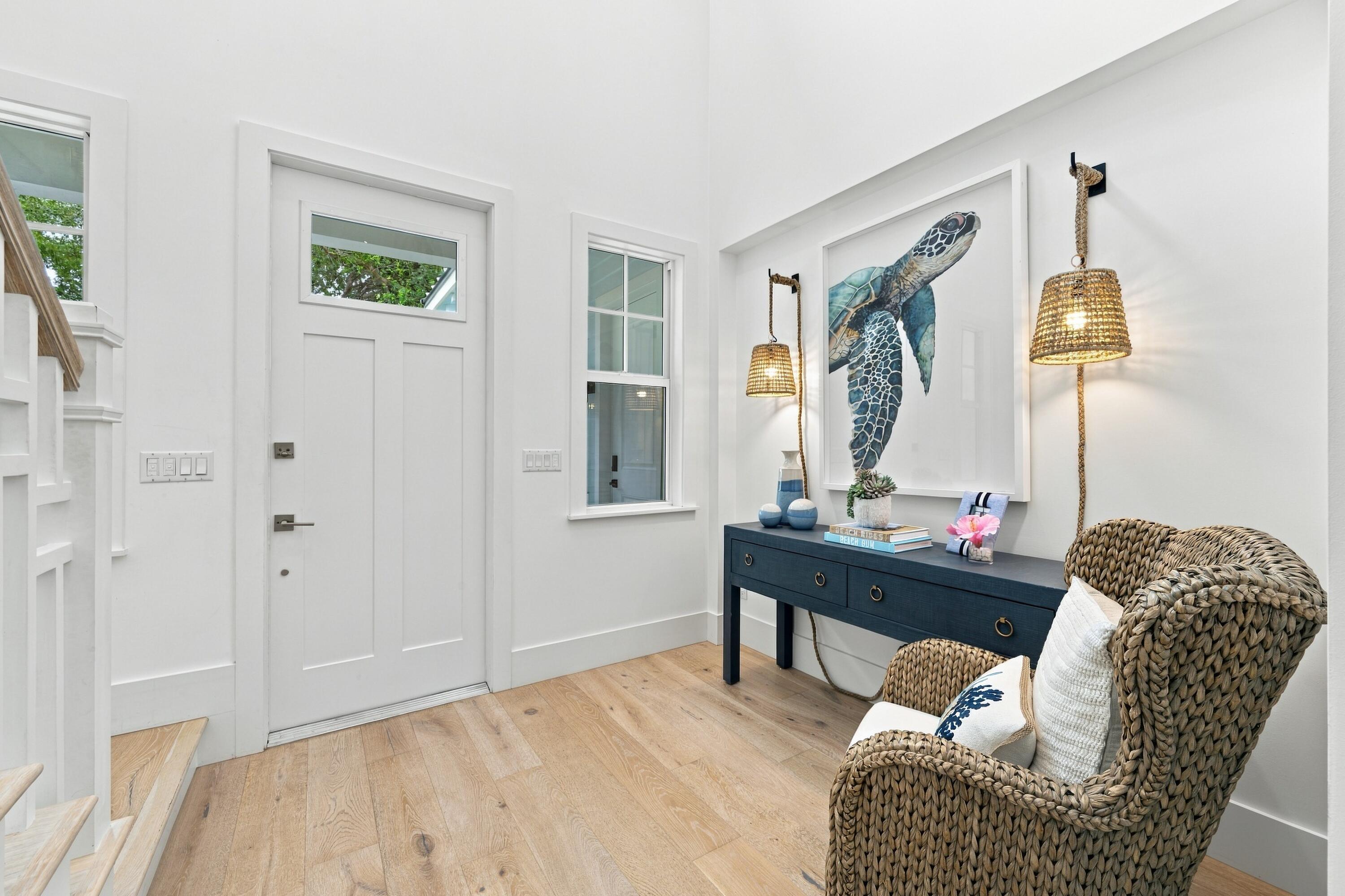 136 INTRACOASTAL Circle