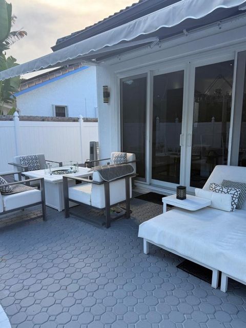 Tiny photo for 830 Bailey Street, Boca Raton, FL 33487 (MLS # F10546448)