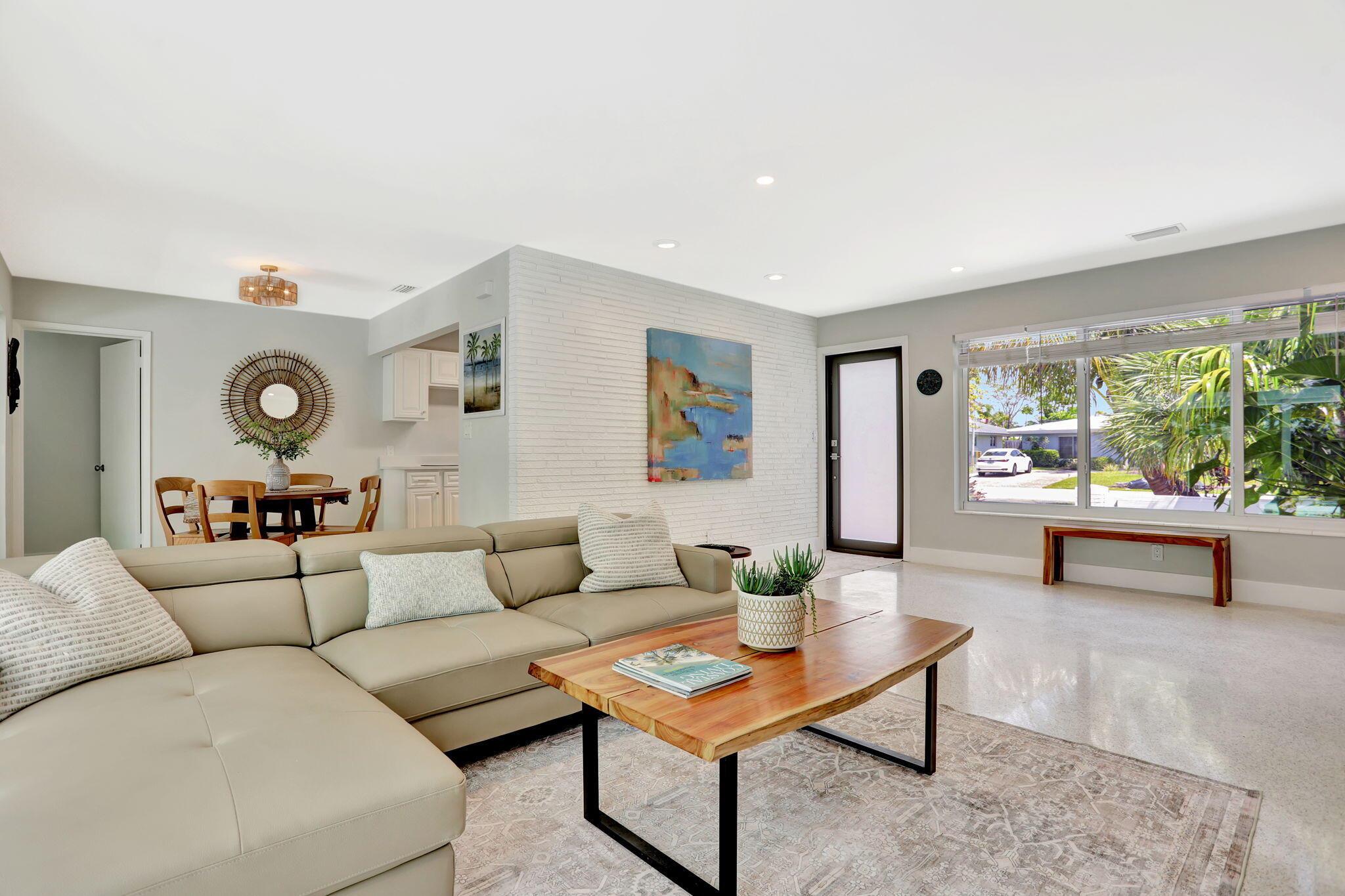 1730 NE 40th Court