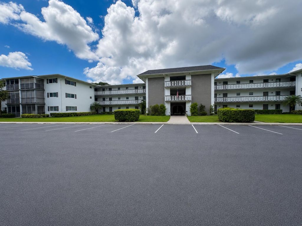 Photo of 1201 Hillcrest Court #315, Hollywood, FL 33021 (MLS # B26035279)