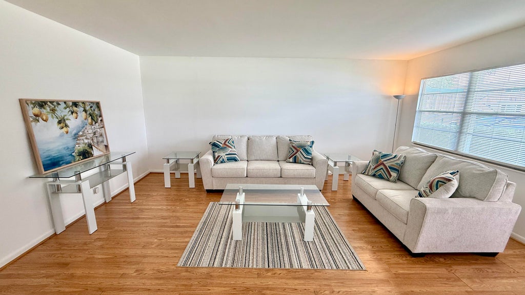 Photo of 114 OAKRIDGE I #114, Deerfield Beach, FL 33442 (MLS # B26078096)