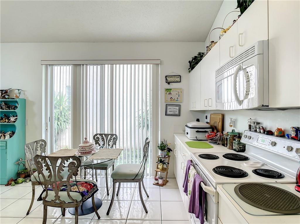 Holiday Spgs East 133-49 - Residential