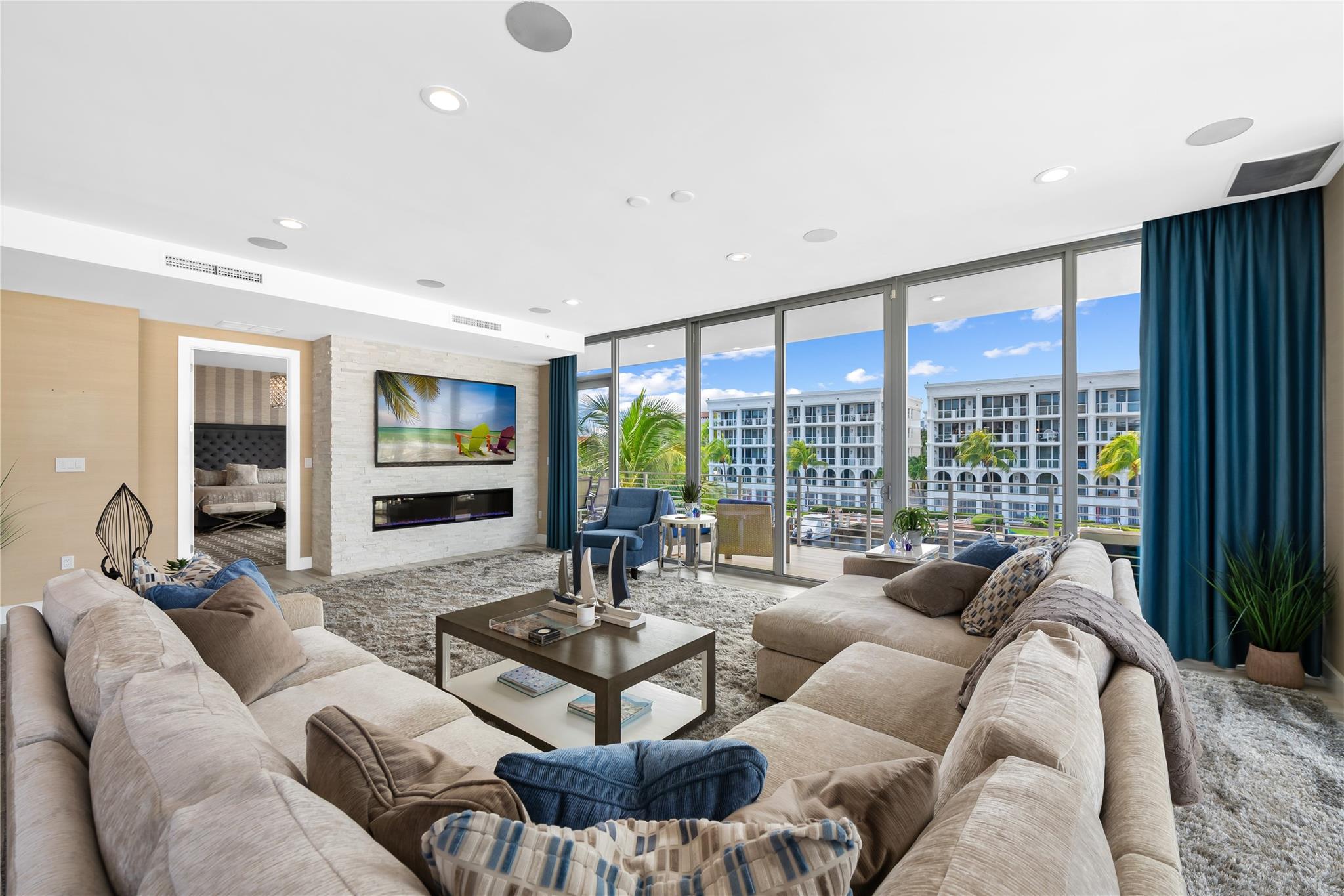 Aquamar - Residential