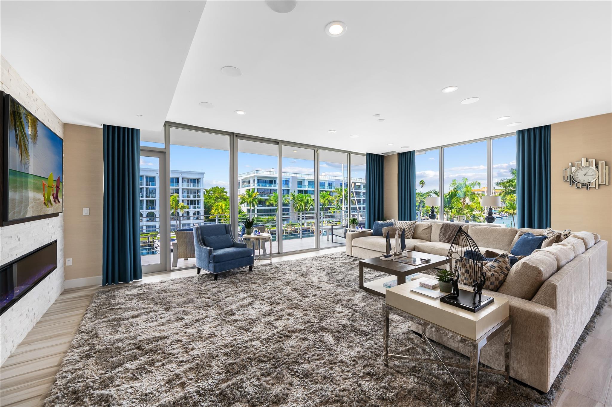 Aquamar - Residential