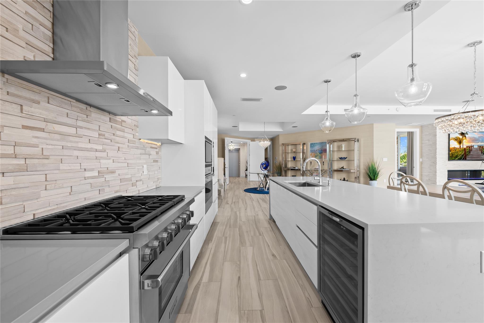 Aquamar - Residential