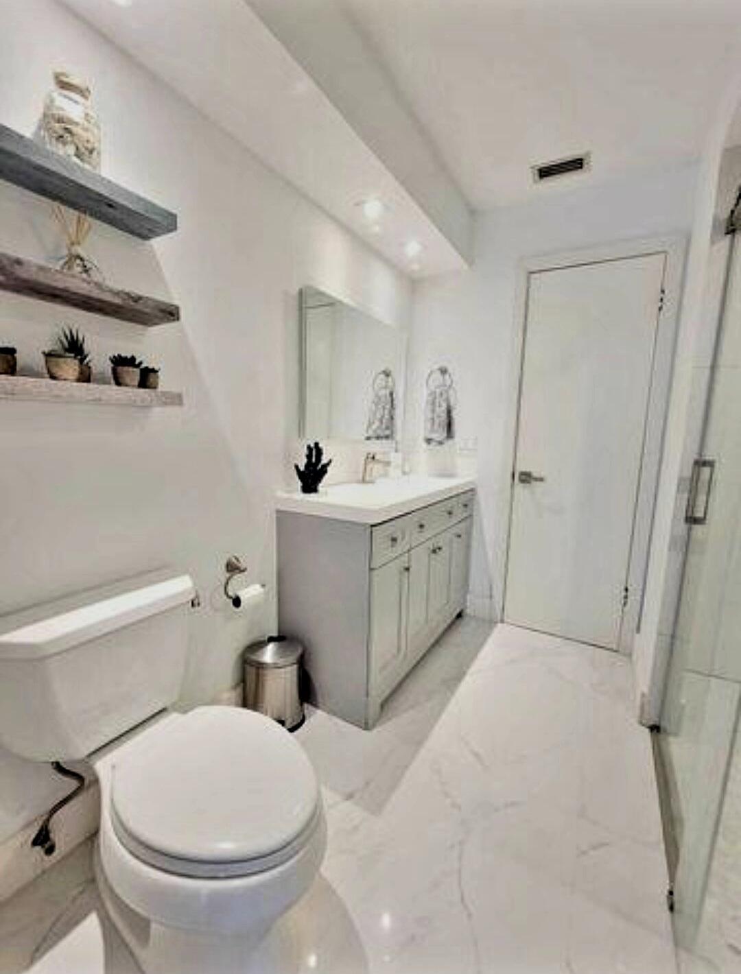 PORT ST LUCIE SECTION 8 - Residential Lease