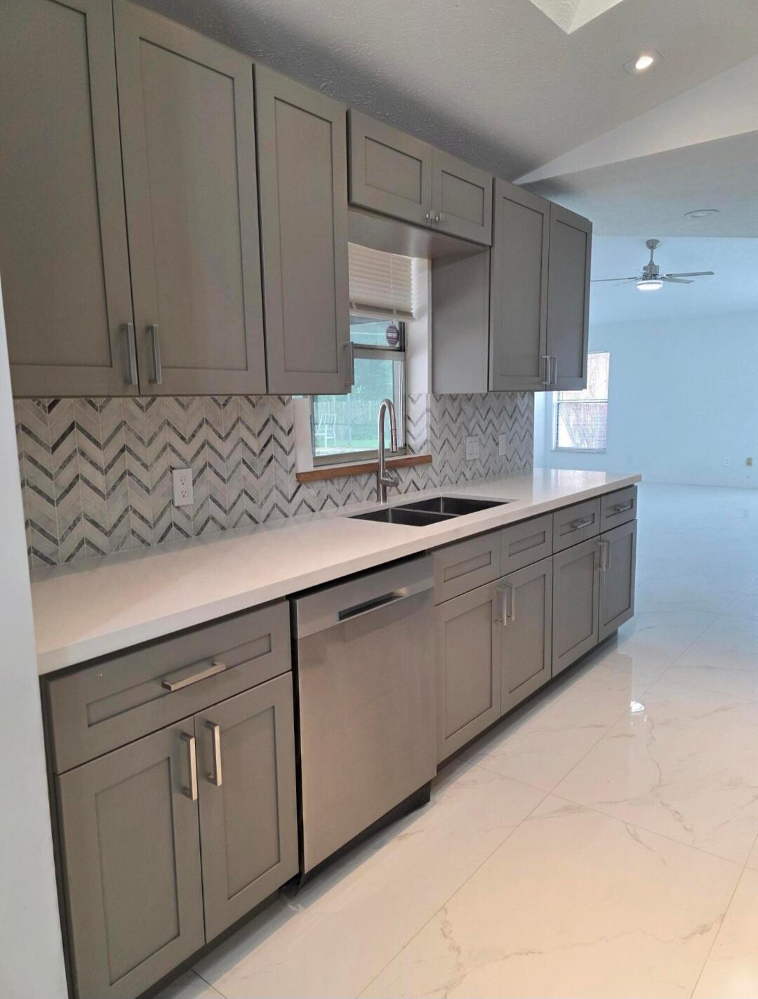 PORT ST LUCIE SECTION 8 - Residential Lease