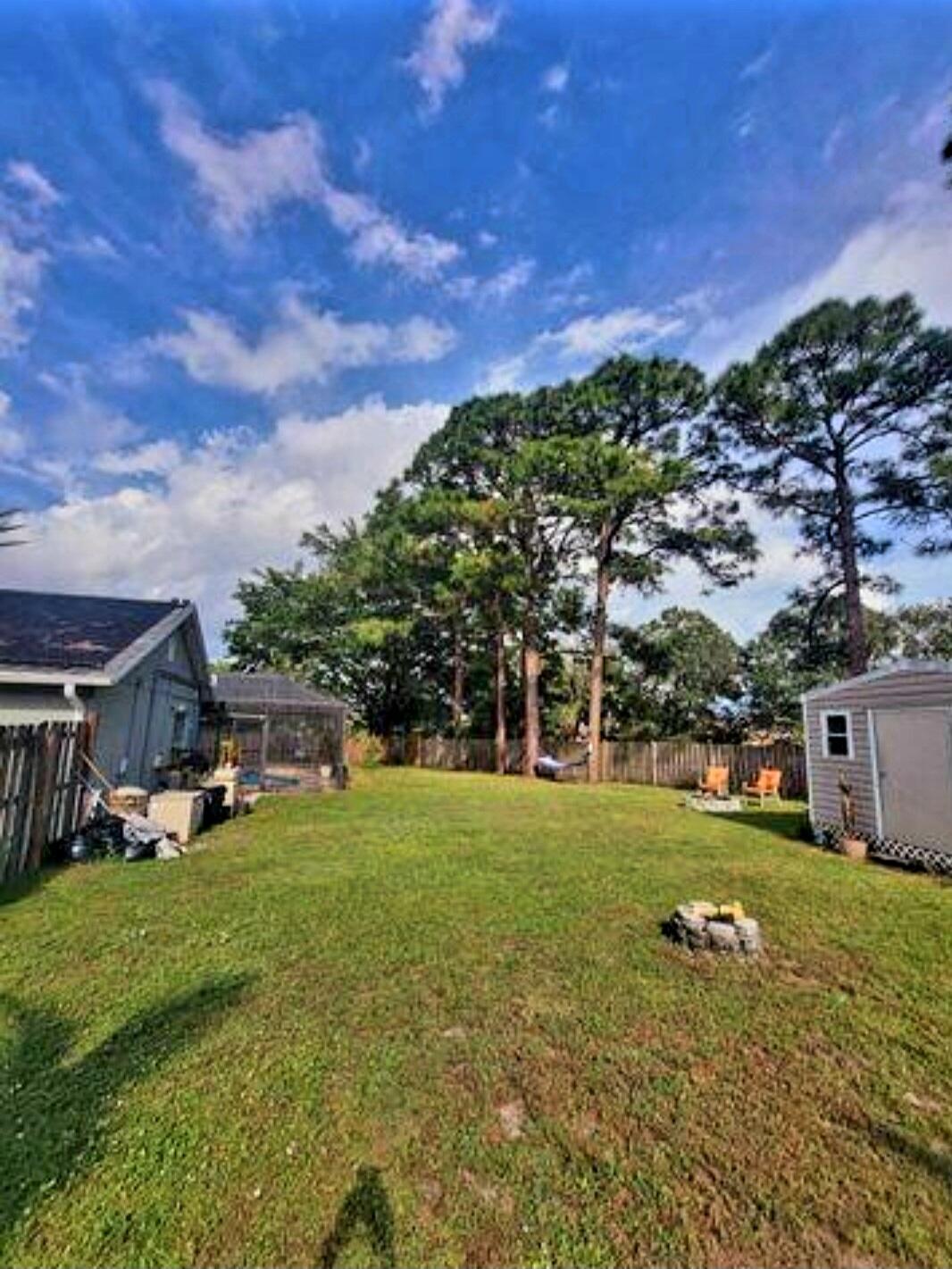 PORT ST LUCIE SECTION 8 - Residential Lease