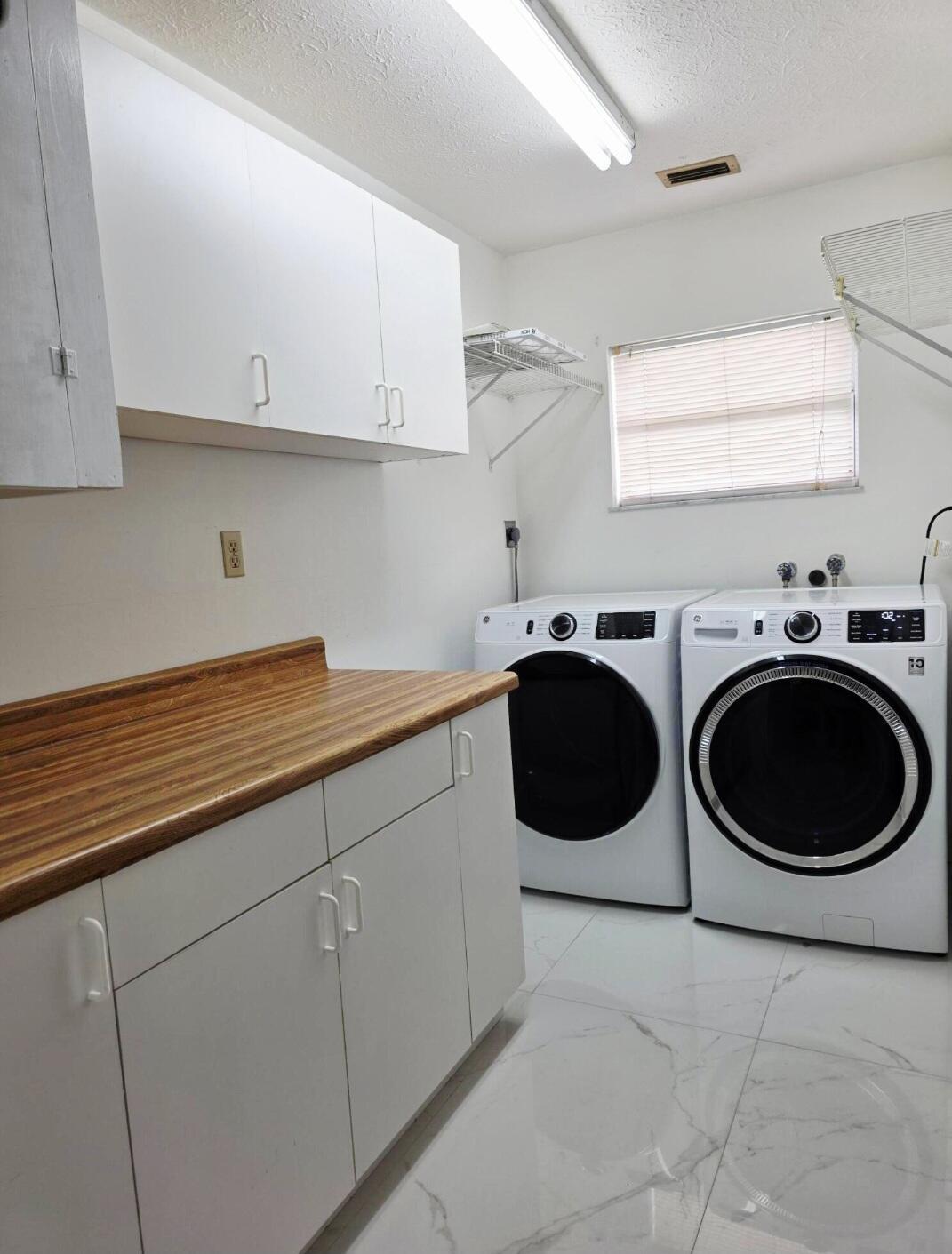 PORT ST LUCIE SECTION 8 - Residential Lease