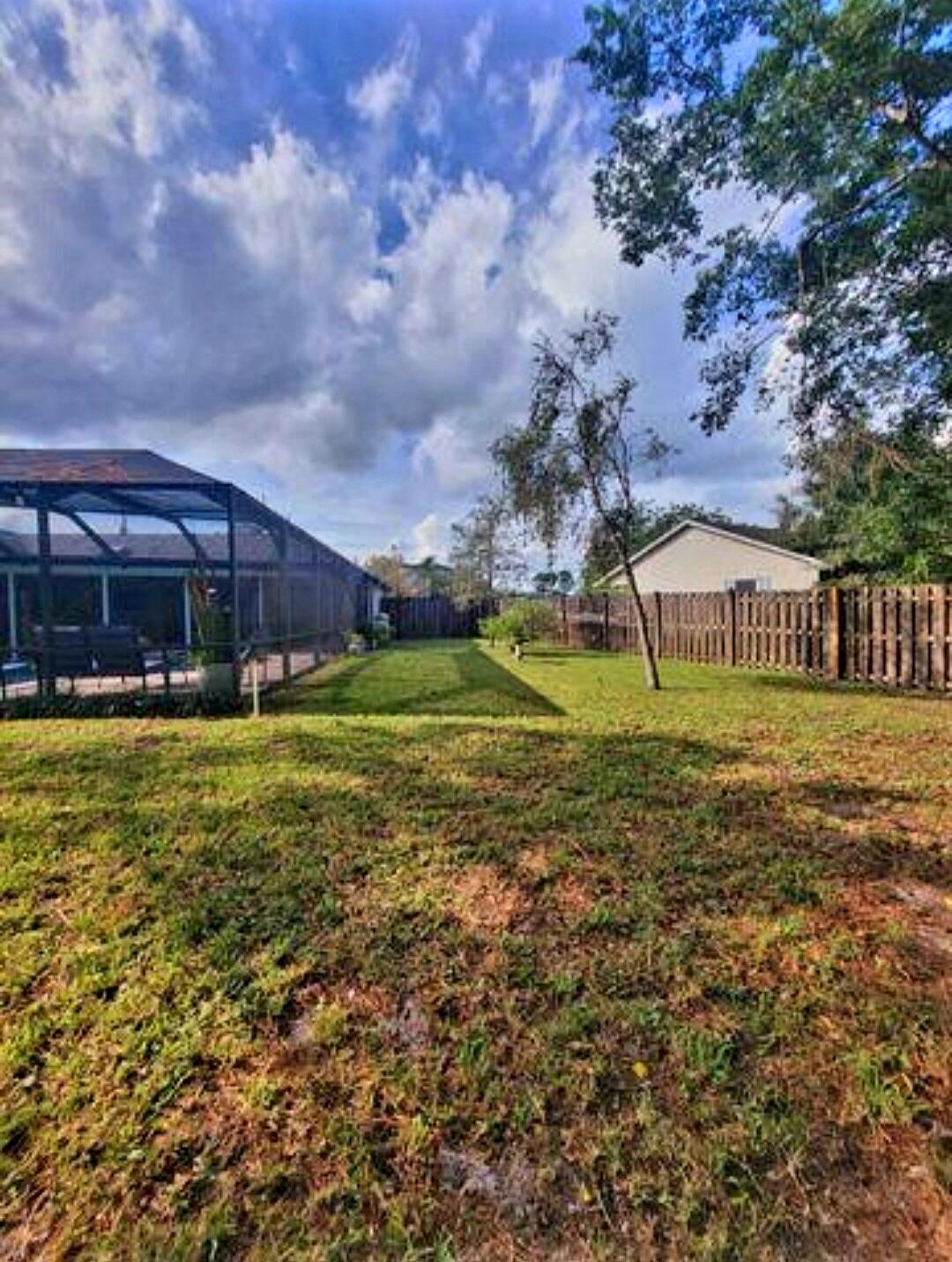 PORT ST LUCIE SECTION 8 - Residential Lease